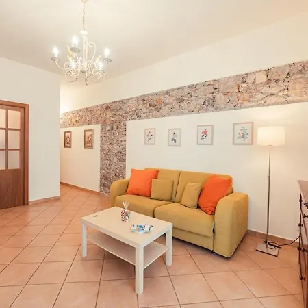 Taoapartments - Casa Antonella * 타오르미나